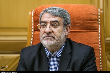 وزیر کشور: آماده‌ایم درباره تصمیمات بنزینی پاسخگو باشیم