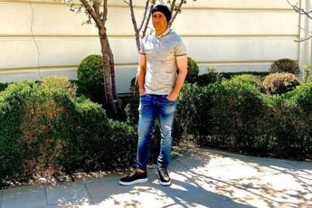 علی کریمی تن به حاشیه‌های آرات نمی‌دهد!