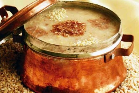 طرز تهیه حلیم خانگی؛ خوشمزه و کشدار