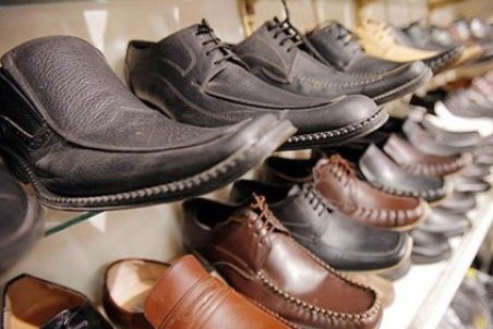 قاچاق کفش ۲۵ برابر واردات قانونی!