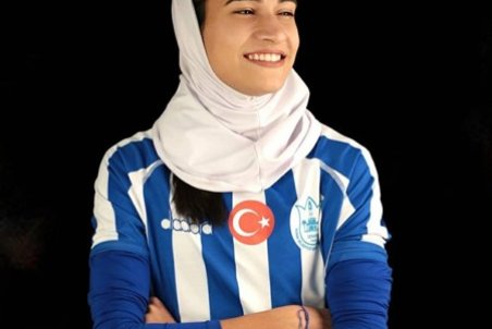 سختی‌های زندگی گلنوش خسروی، نیمار ایرانی