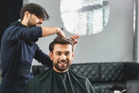 اعتراض پیرایشگران و آرایشگاه‌ها به ۲ ماه تعطیلی /کسی احوالی از ما نمی‌پرسد!