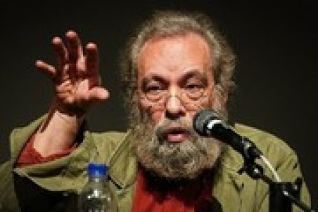 متلک سنگین حمید آذرنگ در سریال نون خ به منتقد پر حاشیه سنمایی برنامه هفت!