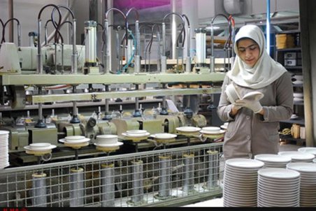 انتقاد کارگرانِ «چینی زرین ایران» از معرفی به بیمه بیکاری