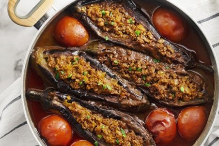 طرز تهیه‌ی بادمجان شکم‌پر