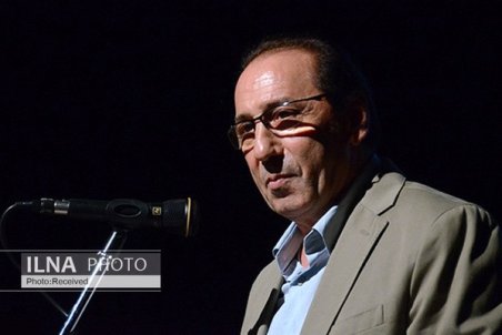 فریدون خشنود : بیشتر خوانندگان دهه هفتاد ادای داریوش، ابی و قمیشی را در‌می‌آوردند