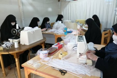 رزمی زنانه؛ از تولید ماسک تا حضور در غسالخانه