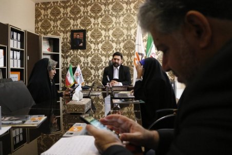 نشست خبری بنیاد نیکوکاری دست های مهربان