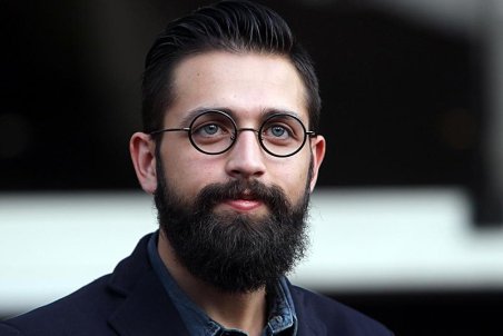 سلبریتی که می‌خواهد به هر قیمتی دیده شود!