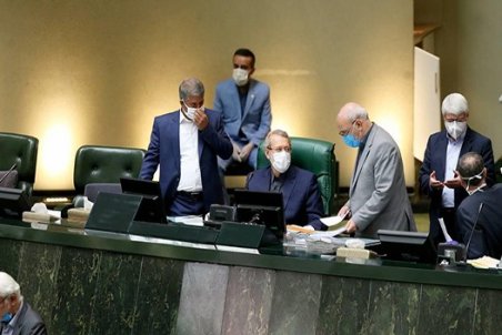 تذکر کرونایی لاریجانی به مجلسی‌ها