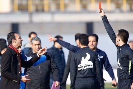 فدراسیون فوتبال: داوران حق مصاحبه ندارند