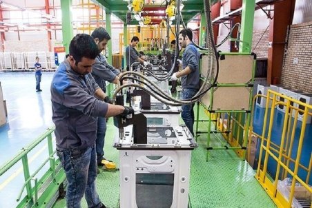 رونق فعالیت واحدهای صنعتی قم نیازمند اجرای سیاست‌های حمایتی است