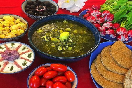 طرز تهیه اشکنه با شنبلیله