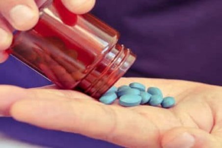 قرص تریازولام چیست؟ موارد مصرف، عوارض و تداخل آن