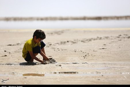 صدای خفته «گاوخونی» هنوز به گوش نمی‌رسد / آب‌باریکه‌ای که گوهر کویر را احیا نکرد