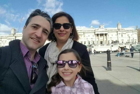 صبح‌نو: اسماعیلیون با خون فرزندش کاسبی می‌کند