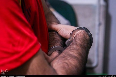 منتشرکننده کلیپ تریاک‌کشیدن یک کودک بازداشت شد