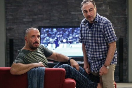 ﻿ رضا عطاران در اکران آنلاین هم رکورد می‌شکند؟