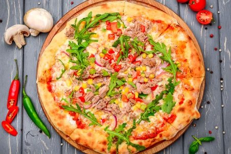 طرز تهیه پیتزا با تن‌ماهی