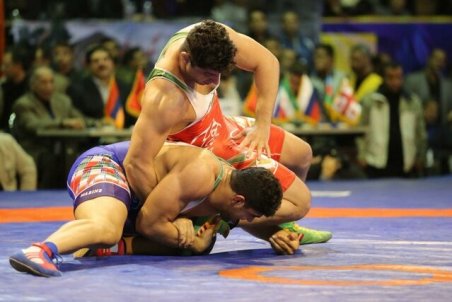 محمد جواد ابراهیمی: با دبیر موافقم که وظیفه سرمربی انتخاب ملی‌پوش نیست