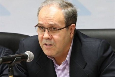 اثر آزادسازی سهام عدالت بر شاخص بورس مدیریت می‌شود/ سهامداران نگران نباشند