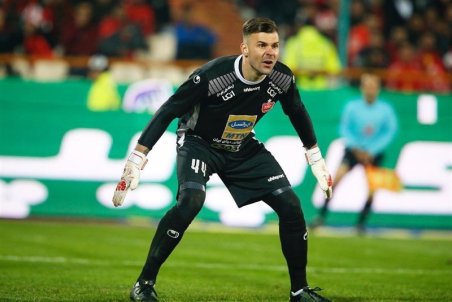 رادوشویچ: مانع‌تراشی تیم‌های بزرگ ایران برای آغاز دوباره لیگ «سیاسی‌بازی» است