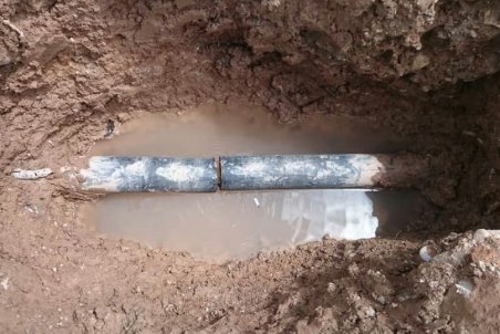 اجرای عملیات خلع ید 30 هکتار از اراضی ملی و خط تنسیق در روستای تبر آباد از توابع بخش مرکزی کرمانشاه  