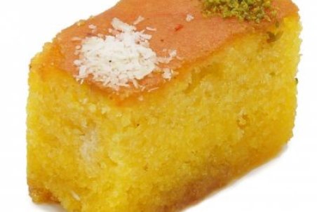 کیک زعفرانی خوشمزه خانگی