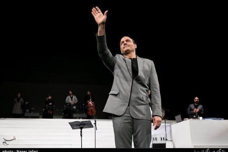 علیرضا قربانی: جوری با ما بخوانید که همسایه‌ها اذیت نشوند