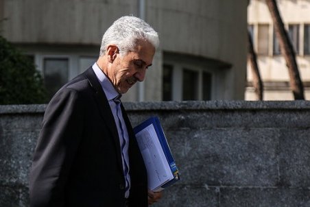 استعلامی برای مدارک تحصیلی کاندیداها از وزارت علوم نمی شود/ اگر می پرسیدند جواب می دادیم