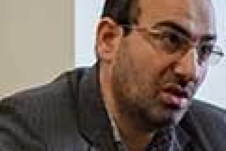 ادعای یک نماینده: واعظی، نمکی را تهدید کرده!