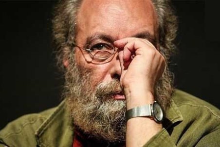 فراستی: «خانه پدری» برای پدر رومینا ساخته نشده!