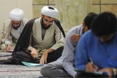 فراخوان پذیرش جوانان مددجو کرمانشاهی در حوزه های علمیه