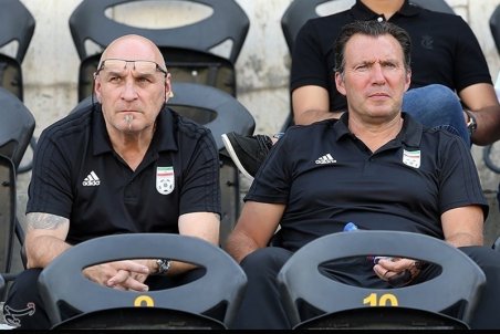 کربکندی: هر روز بوی گندی از مفاد قرارداد ویلموتس بلند می‌شود