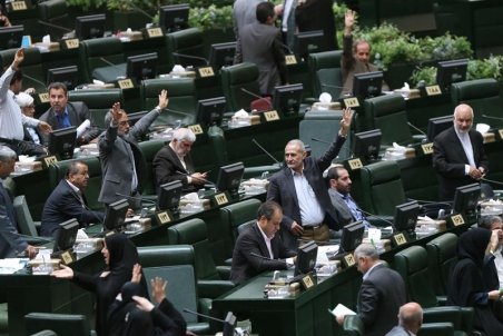 تعیین سقف برای سفرهای خارجی نمایندگان