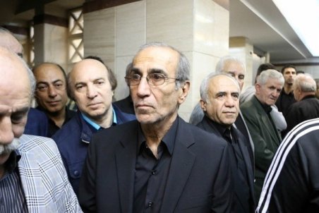 ﻿ علی جباری: از مردم بابت افتضاح‌هایی که در استقلال انجام داد‌ه‌ای معذرت‌خواهی کن