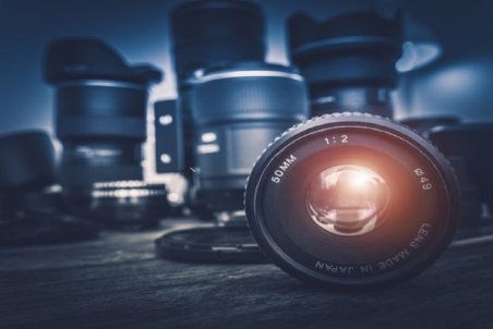 انواع لنز دوربین عکاسی را چند بخریم؟