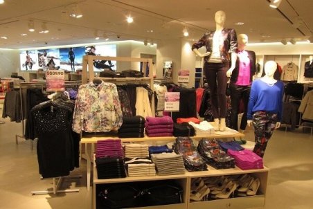 "۹۵ درصد پوشاک خارجی در بازار قاچاق است"