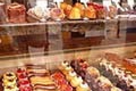 شیرینی‌های لاکچری کیلویی چند؟