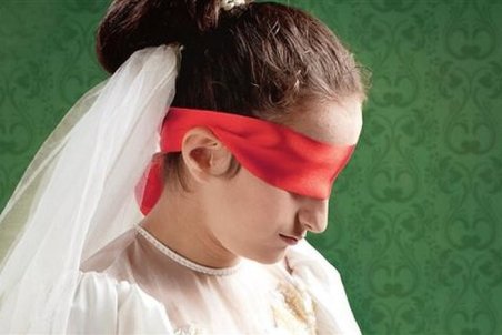 تلاش مادر برای نجات دختر ۱۲ ساله از ازدواج اجباری