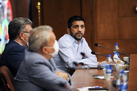 دبیر: علی‌نژاد تمام قد پشت کشتی ایستاده است/ از دو نفر در وزارت ورزش ناراحتم