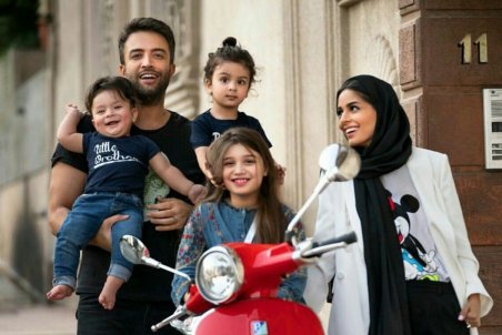 لایو جنجالی همسر بنیامین درباره واکسن کودکان