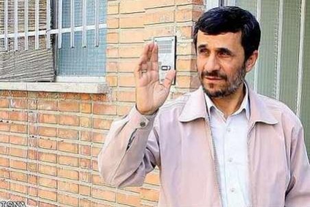 احمدی‌نژاد با کاپشن آمد، با بوتاکس رفت!