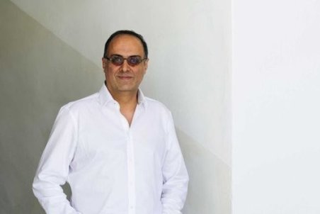 اعتراض احمد کیارستمی به انتشار نامه‌های خصوصی پدرش