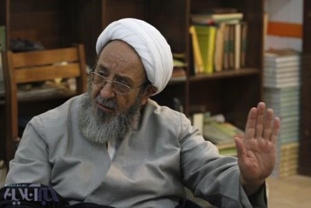 سفر جنجالی هادی غفاری و خانواده‌اش به توکیو و سئول /پادرمیانی آیت‌الله یزدی و قرائتی بی‌فایده بود