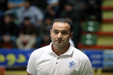 با هیچ بازیکنی به اسم فیکس و ذخیره قرارداد نبسته ایم