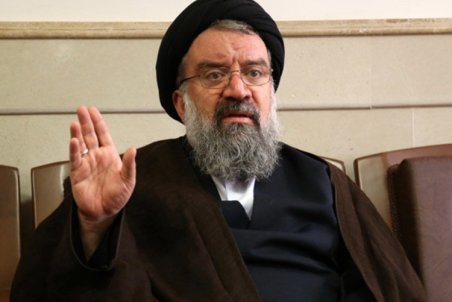 واکنش تند احمد خاتمی به نامه موسوی خوئینی‌ها