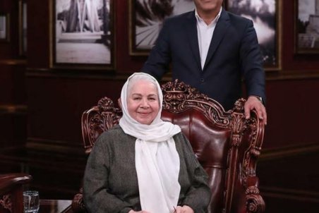 گوینده‌ای که صدای خود را نشناخت!/ چرا «دورهمی» مدیری دیگر تبلت هدیه نمی‌دهد؟