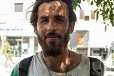 «عنایت آزغ» اگر قهرمان نیست، پس چیست؟