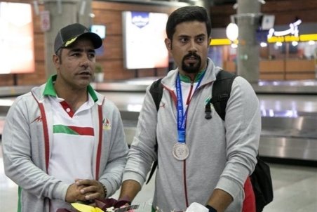 پالیزبان: در خانه و در فضای محدود تمرین ذهنی و بدنسازی انجام می‌دهم